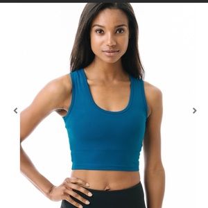 NWT ZIYA Peacock Stronger Tank Cropped Blue Size M